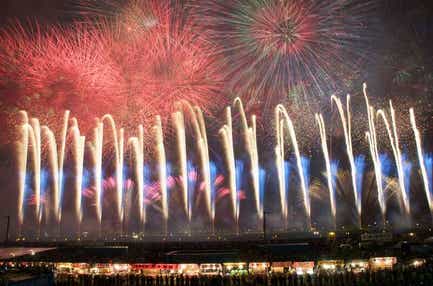 【関西空港発着】【飛行機利用】大曲全国花火競技大会 絶景の八幡平と角館・松島 田沢湖高原温泉郷連泊 3日間