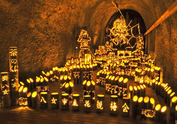 谷川梅林 夢たちばな観梅会 竹あかり幻想の世界とイチゴ狩り1パックお土産付と贅沢な海鮮よくばりランチ1