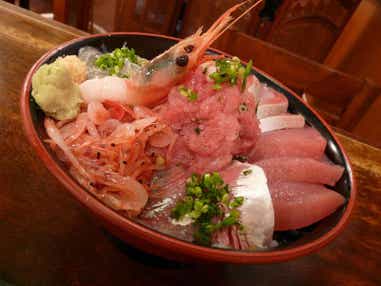 【千葉県内発】 「御膳屋丸天」で食す! 人気No1メニュー9種の海鮮丼 絶景☆三島スカイウォーク