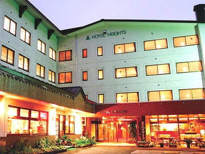 夜発バス/ホテルハイツ志賀高原（横手山・渋峠エリア）・2泊リフト券付（利用日数選択）1