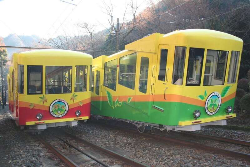【高崎・本庄・籠原・熊谷・上尾・大宮駅発】 よみうり貸切列車で行く！秋の高尾山ハイキング　～混雑を避けてらくらくＪＲ高尾まで直行列車♪～　日帰り3