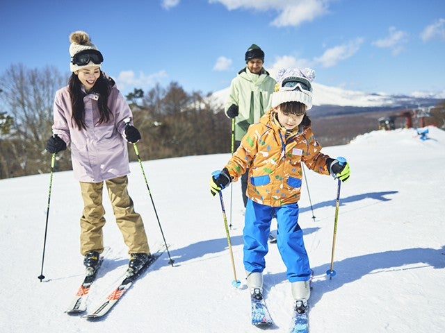 ■●足元ゆったりのびのびシートバスで行く！【東京発着Cタイム】朝発日帰り　軽井沢スノーパーク【滞在約5時間30分】1
