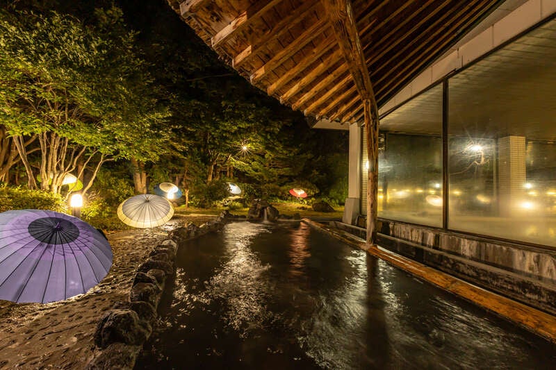 【小山駅・宇都宮駅・那須塩原駅発】週末＆初日出発！３泊とも温泉ホテルに宿泊の 「弘前ねぷたまつり・青森ねぶた祭・秋田竿灯まつり」（４日間）3