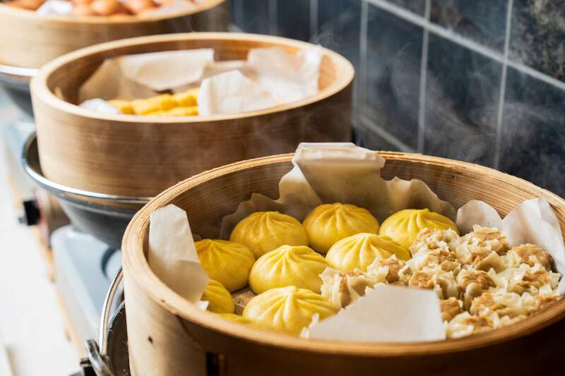 【博多発】不動尊一心寺 ぼたん桜の雲海とおにやまホテルの湯けむりランチバイキング　日帰り3