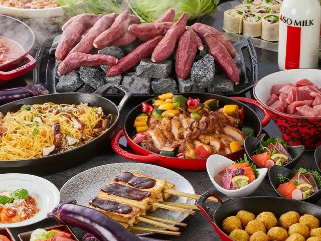 「夏旅セール」往復熊本空港利用・全天候型屋内プール・温水プール完備！レンタカー＆夕朝食付 約90種類の料理が並ぶ豪華ビュッフェレストランが人気の亀の井ホテル阿蘇パークリゾート1泊2日3