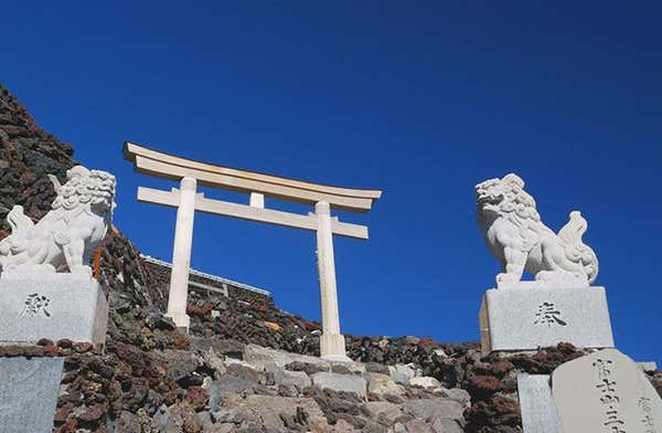 [浅草/上野/東新宿/新宿/河口湖/富士吉田発]【夜発】世界遺産を踏破！富士山を歩こう 富士登山日帰りバスツアー2