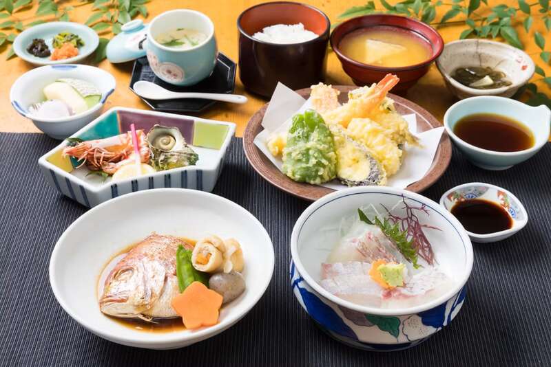 【宇部新川・新山口発】初夏の糸島でリフレッシュ！ゆるり芥屋散策と青もみじの雷山、２つのお買い物めぐり　日帰り1