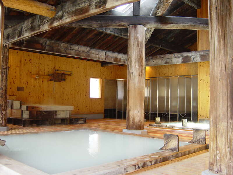 【千葉県内発】 雲上の絶景露天風呂！乳白色の万座温泉たっぷり滞在１８時間 草津温泉湯畑・旧軽井沢・こんにゃくパーク　２日間2