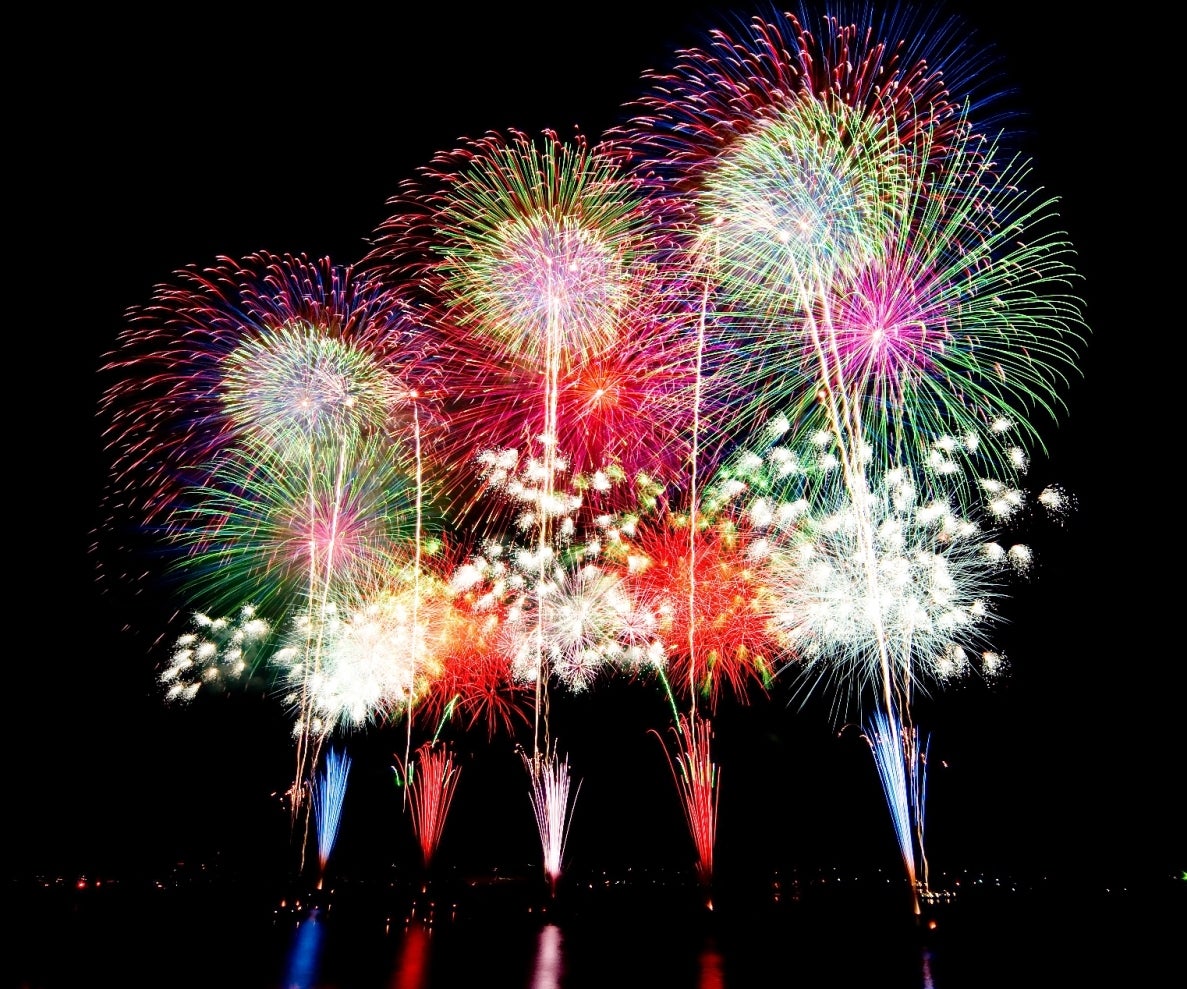 飛鳥Ⅱ D：バルコニー【横浜発着】蒲郡花火クルーズ（4日間）1