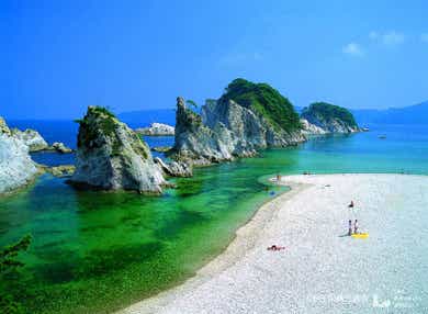 【高知龍馬空港発】 東北さいはて三大半島秘境めぐり４日間