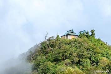 日本三大修験道「英彦山」と福岡の霊山「宝満山」登山バスツアー