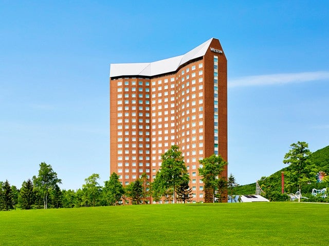 ■【新千歳空港利用】新千歳空港⇒札幌市内空港連絡バス乗車券付＆札幌市内⇒ルスツ⇒空港間の送迎バス付♪前泊札幌＆ウェスティン ルスツリゾート指定4泊5日（夕朝食付）1