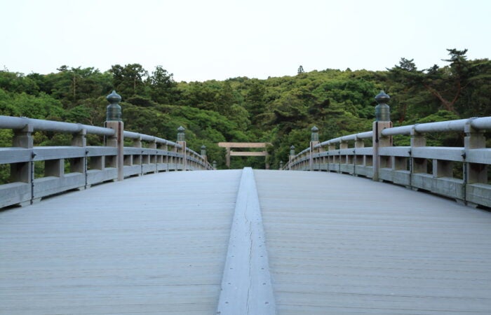 ★1/14 催行決定★【横浜発】　伊勢神宮 伊勢神宮 外宮・内宮両参り♪＆「おかげ横丁」で食べ歩き　鳥羽の絶景を望めるリゾートホテルでゆったり滞在1
