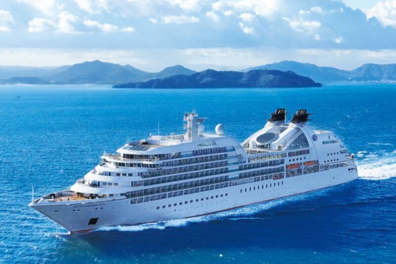 MITSUI OCEAN FUJI【神戸発着】初夏の種子島・福江クルーズ（10日間）／新料金 MITSUI OCEAN スイート1