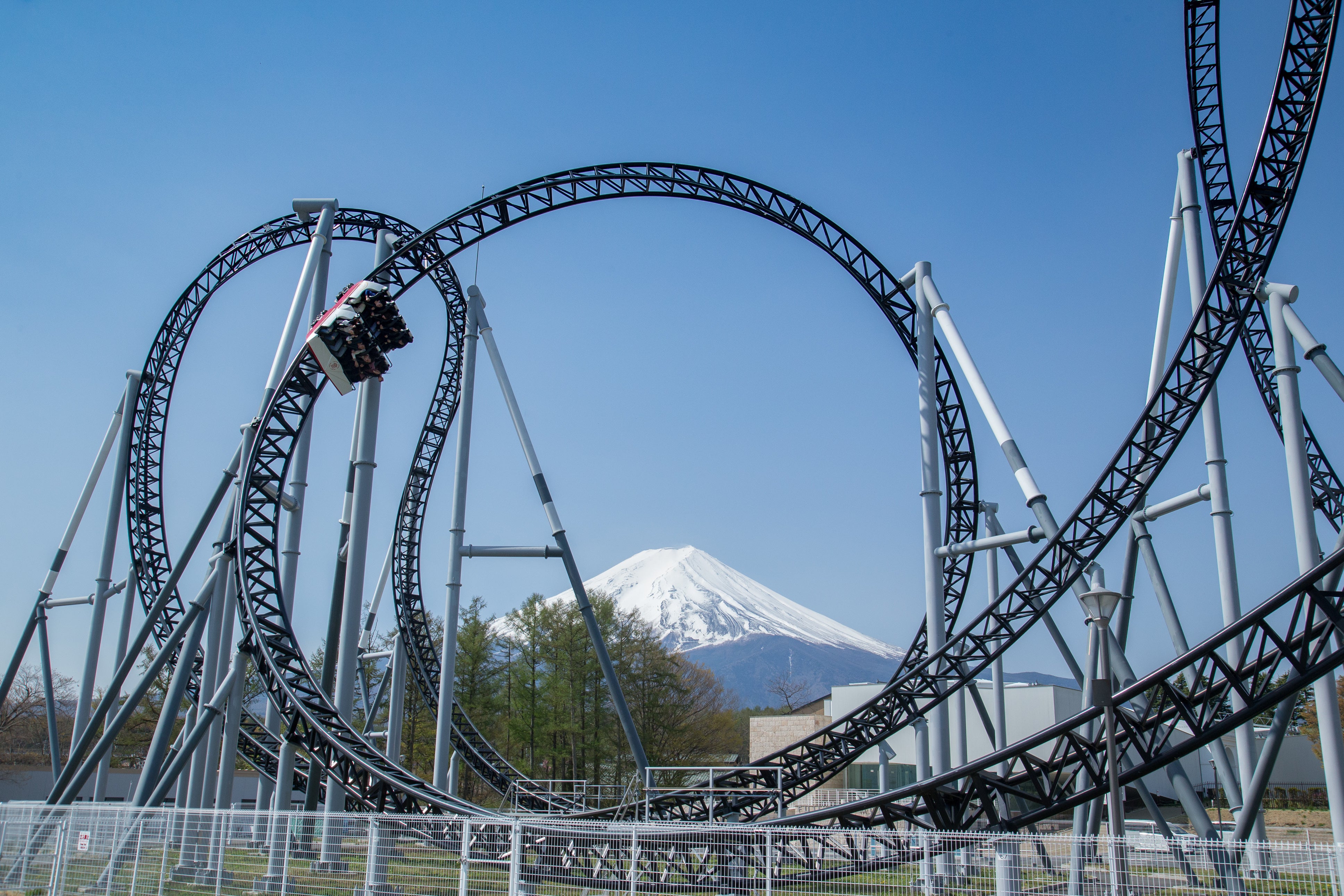 この夏、限界突破！富士急ハイランド絶叫体験！2