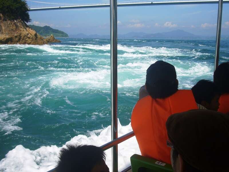 【高知県内発】 日本三大急潮流！爽快しまなみ来島海峡クルーズと芸予要塞上陸体験　日帰り2