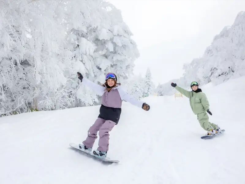 夜発バス／新宿・池袋発　ホテルシャレ―竜王　竜王スキーパーク　選べるリフト券｜夕食バイキングと、夜中でも入れる大浴場。ゲレンデ・バスターミナル徒歩圏内の好立地！2