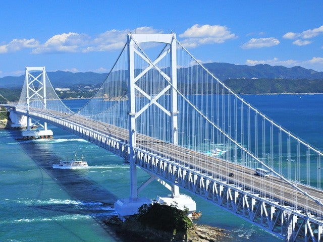 ■〔うずしお観潮船 わんだーなると乗船券付き〕往復徳島空港利用　迫力満点！世界最大級『鳴門の渦潮』を観潮船から至近距離で鑑賞　四国ホテルチョイス　1泊2日3