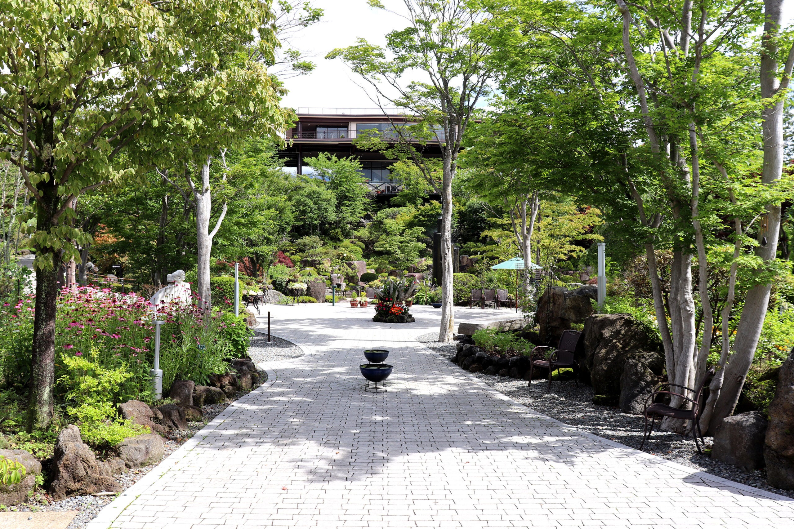 【JR津田沼・京成津田沼発】山梨 桜名所めぐり《新倉富士浅間神社・河口湖》＜コースNo.25-1156-B＞（京成トラベル）2