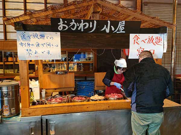 【千葉県内発】 ぐるり霞ヶ浦秋の味覚周遊☆TVで話題！「土浦魚市場食堂」まぐろ食べ放題 茨城県産栗拾い＆大学いも詰め放題　日帰り3
