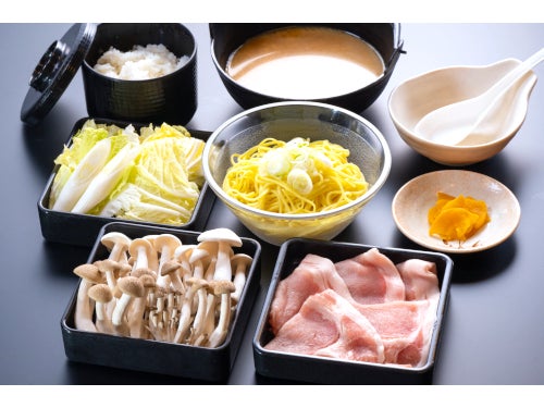 【稲沢・一宮発】皮ごと食べられる高級ぶどう！シャインマスカット1房狩り＆シャインマスカット食べ放題2