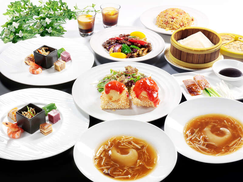 【群馬県内発】 横浜中華街コース料理＆中国伝統芸能「変面ショー」と 三渓園“新緑の遊歩道特別開放” 日帰り3