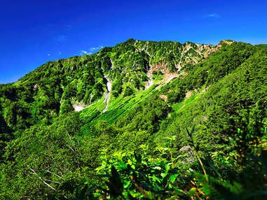 【名古屋発】■2026年8月21日(金)■〔中級+〕次晴登山部 鹿島槍ヶ岳と爺ヶ岳 2泊3日 ★次晴登山部会員割引対象ツアー 日本百名山と名峰を歩く旅 ♪名鉄の泊りトレッキング