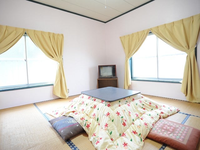 ■●夜発バス　上越国際　プチハウスひろみ　（2泊4日）1