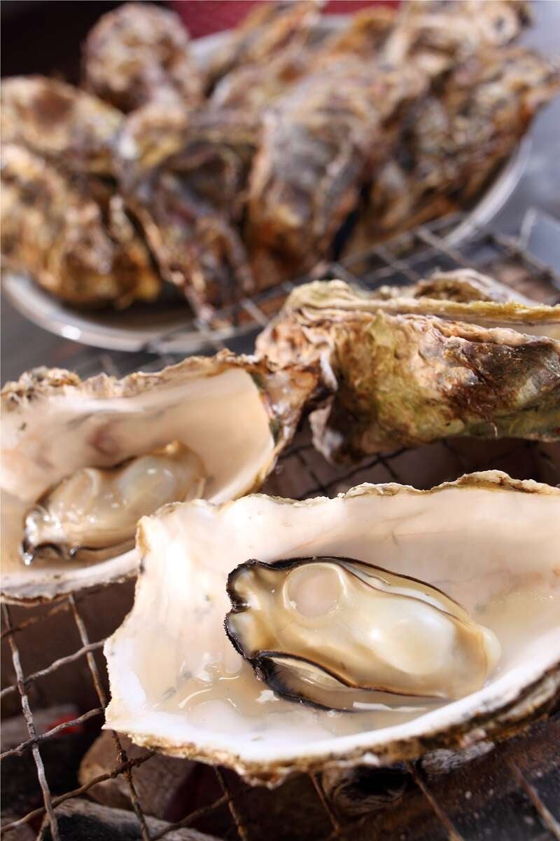 【愛媛県内発】 持ち込みOK！鳴門牡蠣焼き90分食べ放題！人気の道の駅くるくるなると＆パワースポット･大麻比古神社　日帰り1