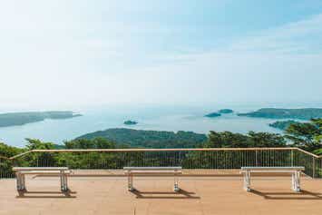 【秋田市内発】 2026年7月開業予定　山頂展望テラス「亀山テラス360° Kesennuma Oshima」と大江戸温泉物語　良泉湧き出る鳴子温泉 2日間