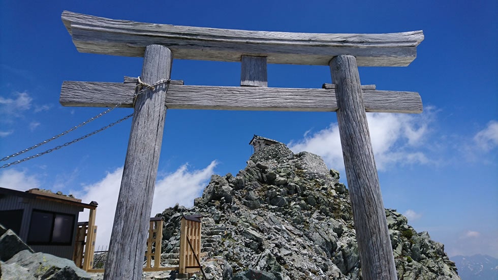 立山登山 越中国一宮の雄山神社巡り1泊2日ツアー
～峰本社・岩峅前立社壇・芦峅中宮祈願殿～1