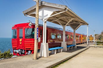 観光列車「伊予灘ものがたり」と道後「又新殿」見学1