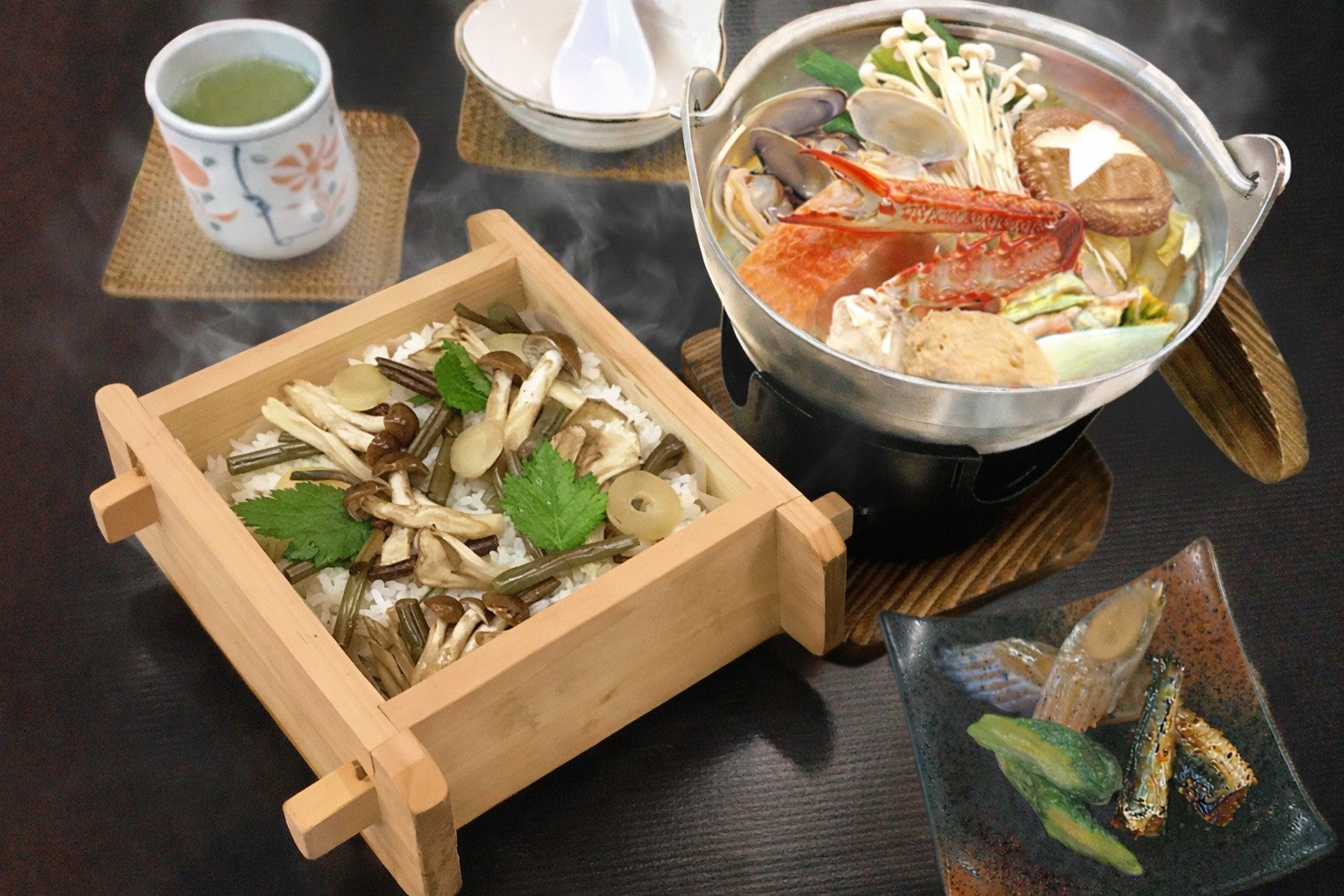 【東京都内発※町田を除く】 高級完熟マスクメロン半玉贅沢食いと 旬の桃狩り食べ放題＆3個土産付きin甲州！日帰り3