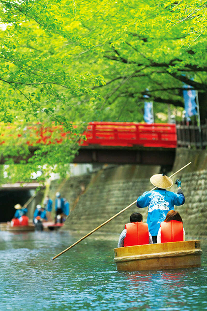 【京滋エリア発】 水の都・大垣で名物たらい舟体験とアートの世界へ誘う「養老天命反転地」1