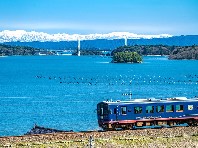 ◆名古屋発着◆【ジャンボマーチ／添乗員同行】今行ける能登　団体応援キャンペーン「花嫁のれん号」と「語り部列車」に乗る　和倉温泉に泊まる２日間2