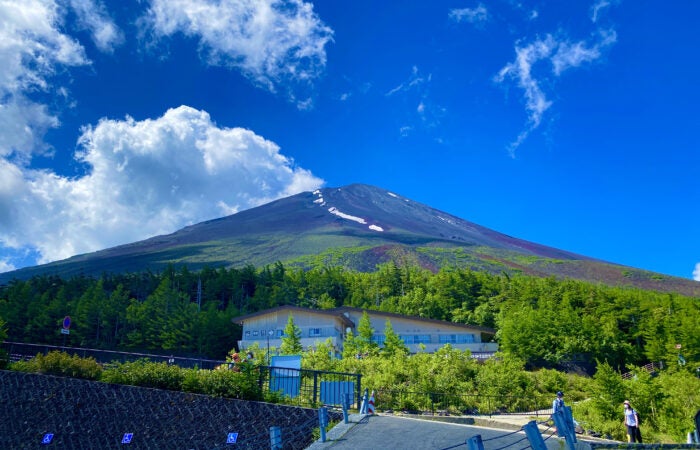 ★8/21　8/31 催行決定★【横浜発】富士山五合目散策 絶景の富士山五合目散策！ 山梨名物ほうとうと赤富士ワインセラーでお買い物1