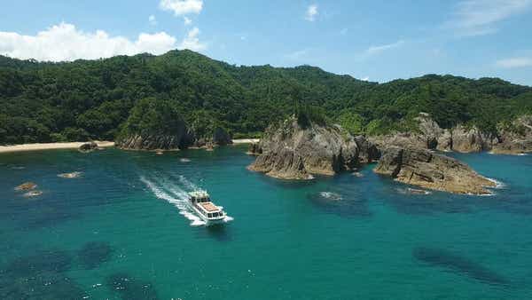 【出雲・斐川・松江・米子発】浦富海岸島めぐりと砂の美術館～日本編～大江の郷自然牧場deランチとふわとろパンケーキ　日帰り2