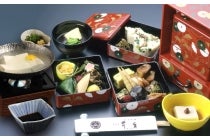 【刈谷・知立発】＊日帰り昼食付＊『如月、弥生の京都大原から北野天満宮へ「ふわふわお土産付き♪」』1