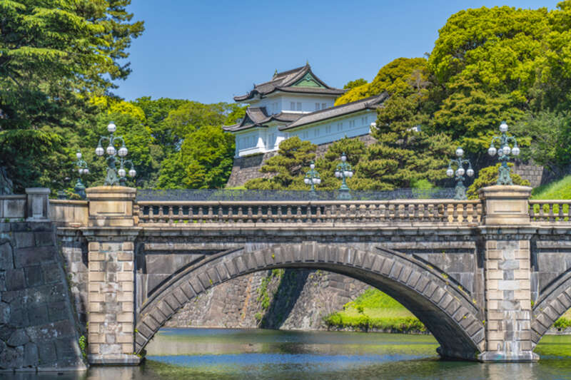 【新千歳空港発】 富士初日の出、伊勢神宮初詣と皇居新年一般参賀 3日間1
