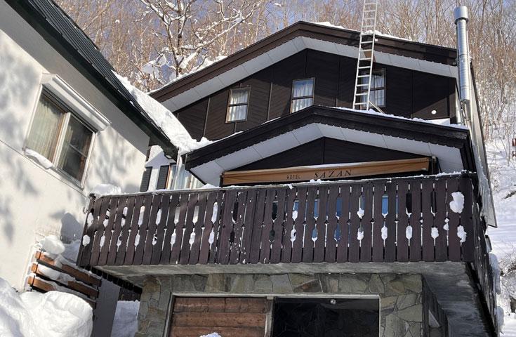 「旅せよ平日！キャンペーン」【往復新幹線指定席で行く】苗場「ホテルサザン」 2泊3日【リフト2日券付】【夕食・翌朝食付】1