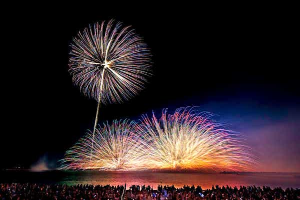 【富山県内発】 浜茶屋前観覧席で観る！第43回　福井県坂井市　三国花火　復路夜行２日間2