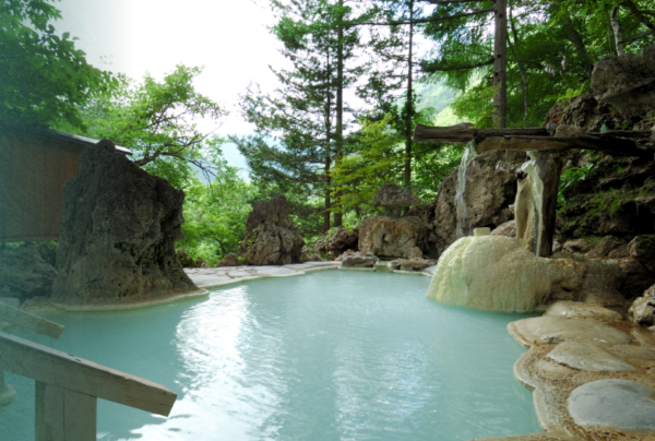 春の高山祭と標高1,400ⅿ高地の名湯　白骨温泉1泊２日2