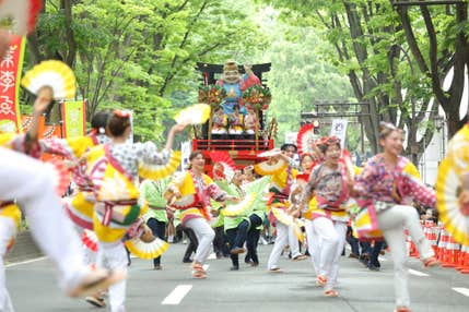 【米沢・高畠・南陽・山形市内発】仙台青葉まつりとキリンビール工場見学＆焼肉食べ放題（日帰り）