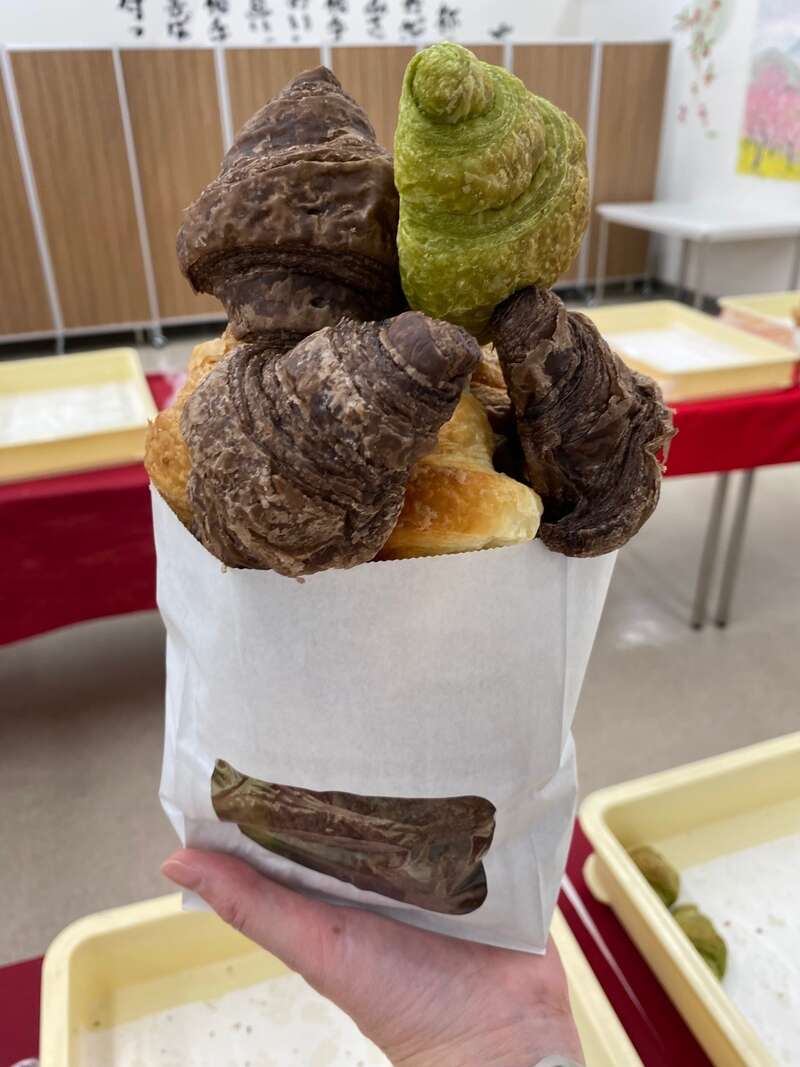 【神奈川県内・町田発】 山梨ダブル狩り！ 巨峰狩り園内食べ放題・桃狩り２個お土産 さらに２つのお楽しみ体験！ハーバリウム作り＆クロワッサン詰め放題3