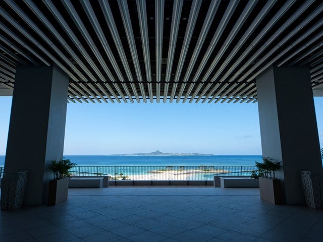 ■【早得60】美ら海水族館は徒歩7分！エメラルドビーチは徒歩2分！備瀬フクギ並木は徒歩3分♪ホテルオリオンモトブリゾート＆スパ指定 4泊5日（レンタカー付）2