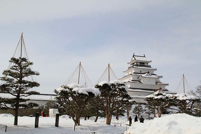 【高松空港発】 雪見風呂・会津鉄道雪見列車と水戸の梅　雪華競演の旅３日間1