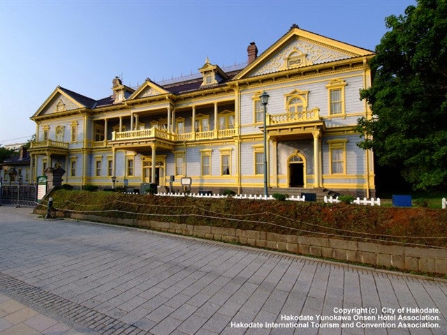 ■【函館空港利用】観光地巡りをするならオススメ！はこだてスペシャルチケット付♪函館・湯の川ホテルチョイス3泊4日1
