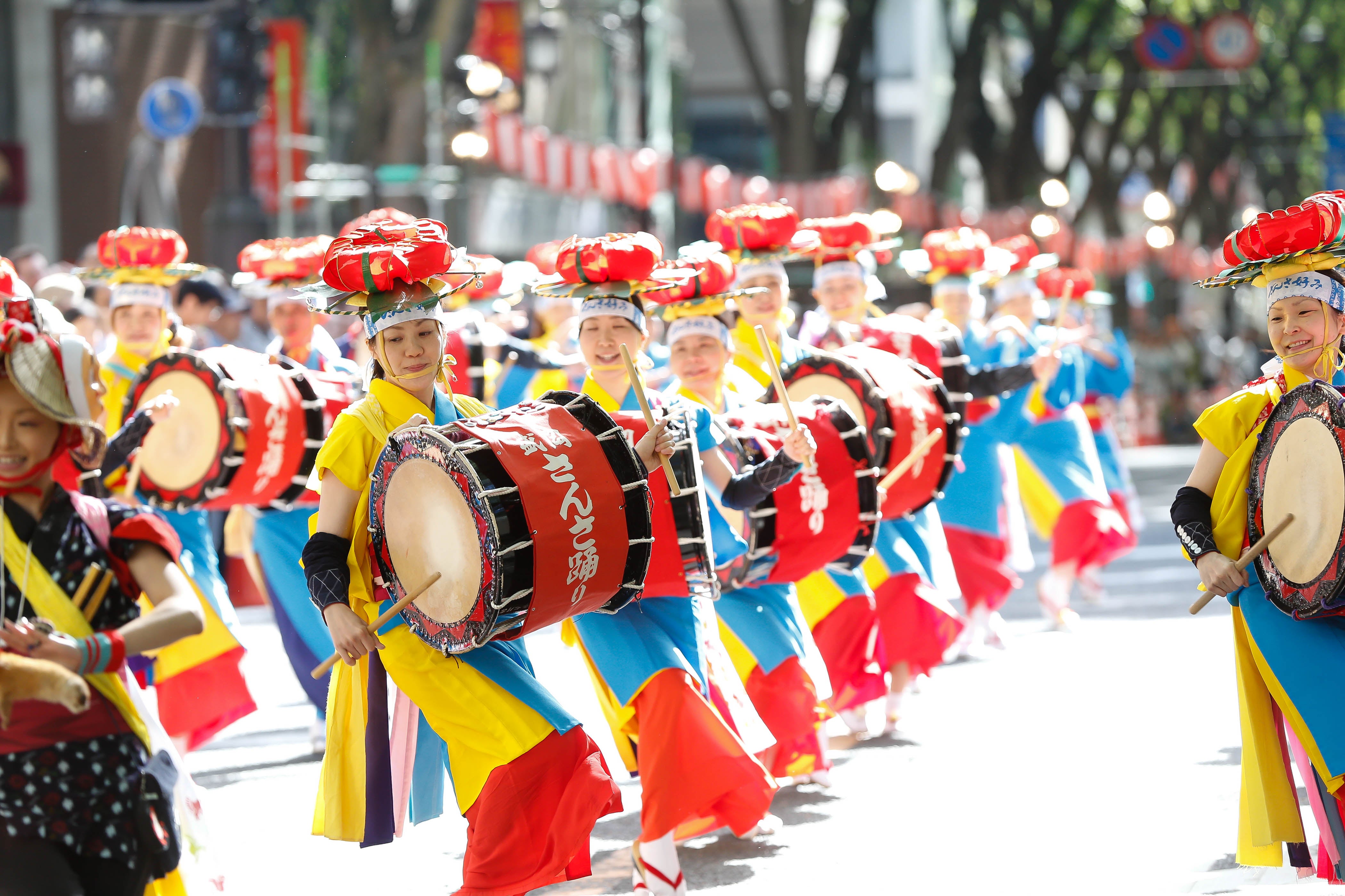 【山形県内発】 世界一の太鼓パレード　盛岡さんさ踊りライナー（復路夜行2日間）1