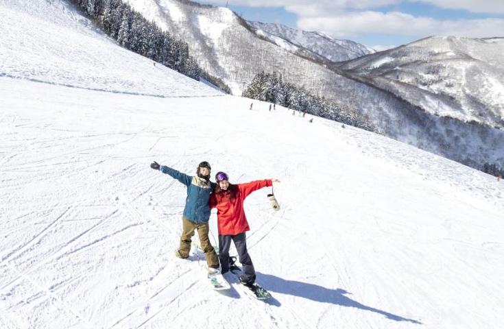 【往復新幹線指定席で行く】神立スノーリゾート 1泊2日【リフト1日券付】【夕食・翌朝食付】3