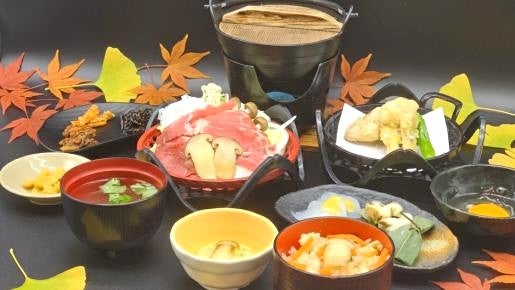 ＜Web割対象商品＞【キングツアーバス旅】秋の味覚！ぶどう3種食べ放題と松茸づくしの昼食＆箱入り松茸3本お持ち帰り♪ノスタルジックな廃線跡大日影トンネル〔新百合ヶ丘・多摩センター・聖蹟桜ヶ丘発〕2